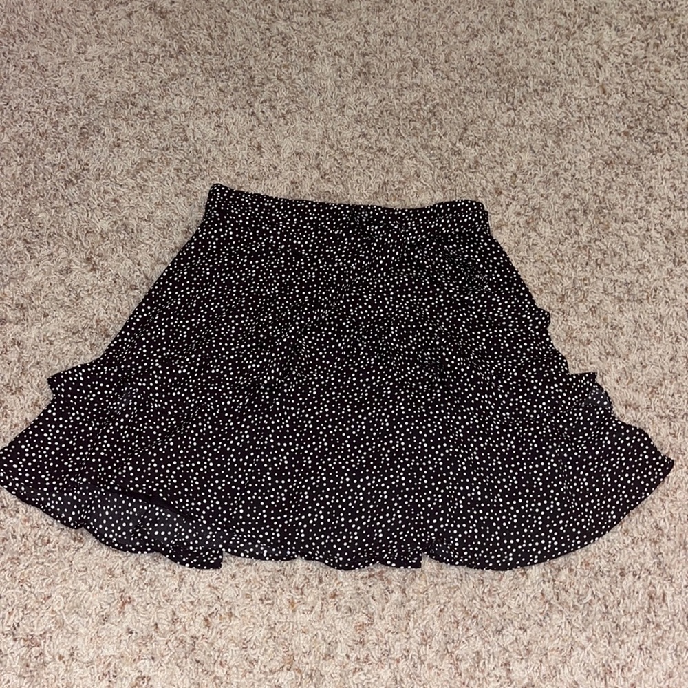 Altar’d State black and white spotted flowy skirt.